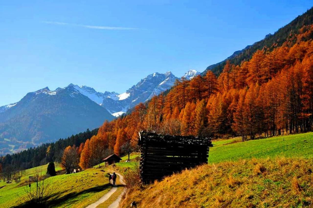 Apart- Chalet Gletschergluck Telfes im Stubai Esterno foto