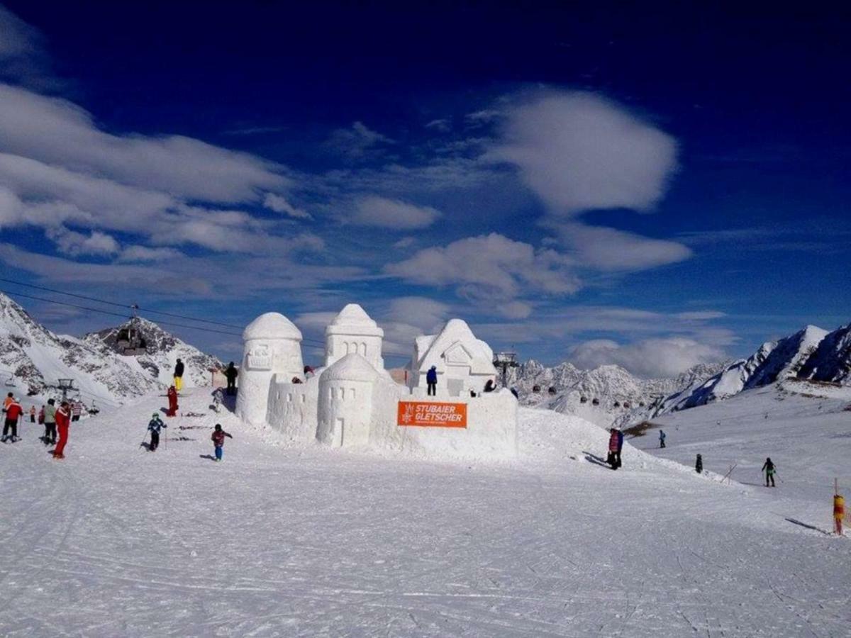 Apart- Chalet Gletschergluck Telfes im Stubai Esterno foto